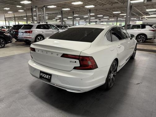 2023 Volvo S90 B6 Plus