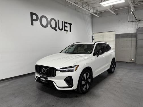 2024 Volvo XC60 Recharge Plug-In Hybrid T8 Plus Dark Theme
