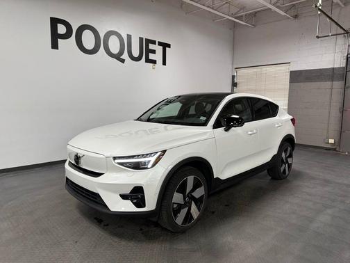 Crystal White Metallic 2023 Volvo C40 Recharge Pure Electric Ultimate