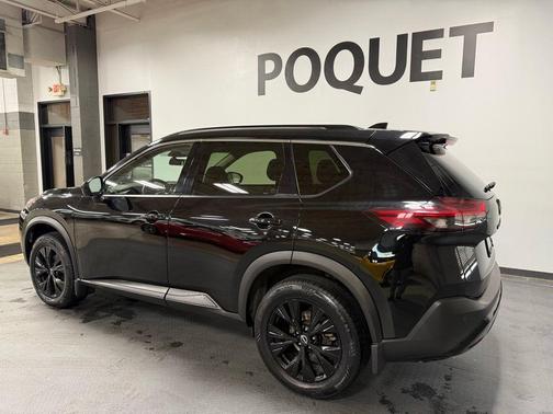 Super Black 2023 Nissan Rogue SV
