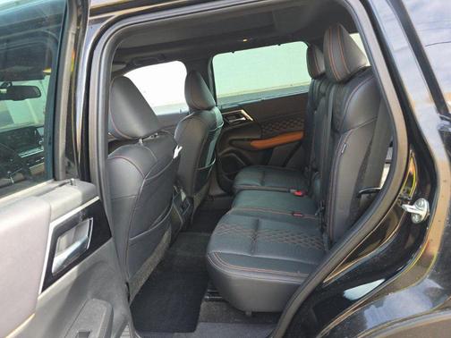 2023 Mitsubishi Outlander SEL 40th Anniversary