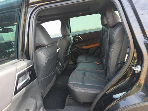 2023 Mitsubishi Outlander SEL 40th Anniversary