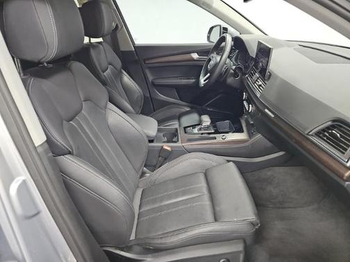 2023 Audi Q5 e 55 S line Premium Plus