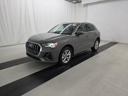 2024 Audi Q3 Premium