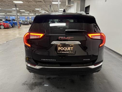 2023 GMC Terrain Denali