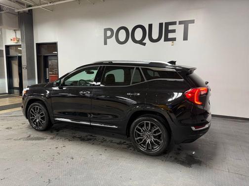 2023 GMC Terrain Denali