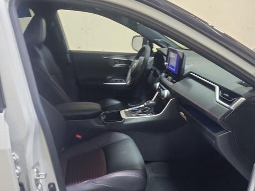 Wind Chill Pearl/Midnight Black Metallic 2023 Toyota RAV4 Prime XSE