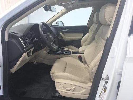 2024 Audi Q5 45 S line Premium Plus