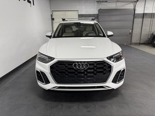 2024 Audi Q5 45 S line Premium Plus