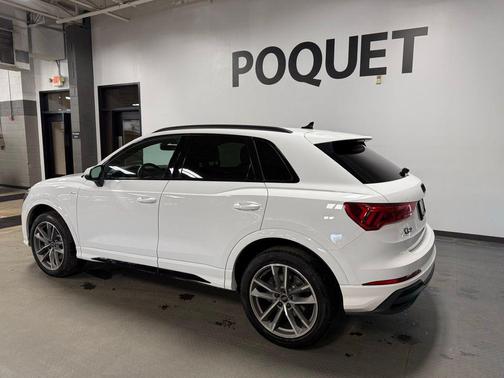 2023 Audi Q3 45 S line Premium Plus