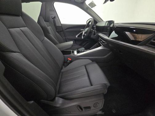 2025 Audi Q5 2.0T Premium Plus