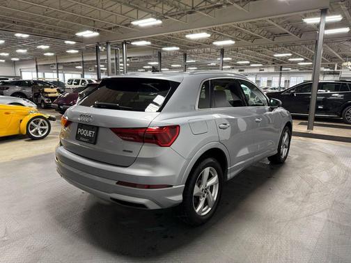 2022 Audi Q3 40 Premium