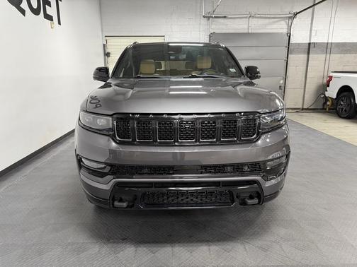 2023 Jeep Grand Wagoneer Series III
