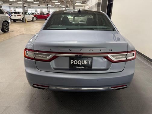 Chroma Crystal Blue Metallic 2019 Lincoln Continental Black Label