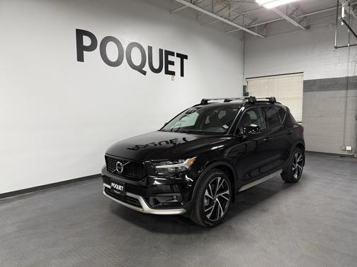 2020 Volvo XC40 T5 R-Design