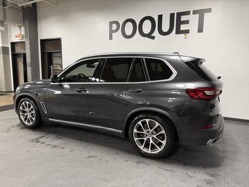 2022 BMW X5 xDrive45e