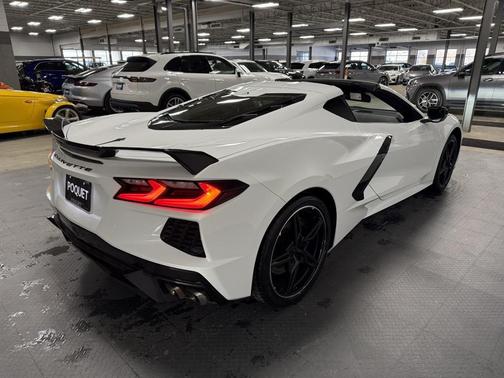 2020 Chevrolet Corvette Stingray w/3LT