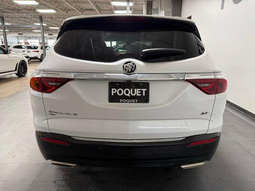 White Frost Tricoat 2023 Buick Enclave Essence