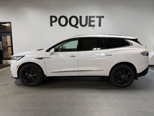 White Frost Tricoat 2023 Buick Enclave Essence
