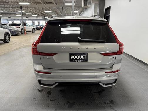 2025 Volvo XC60 B5 Plus