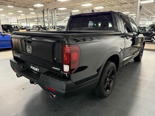 2021 Honda Ridgeline Black