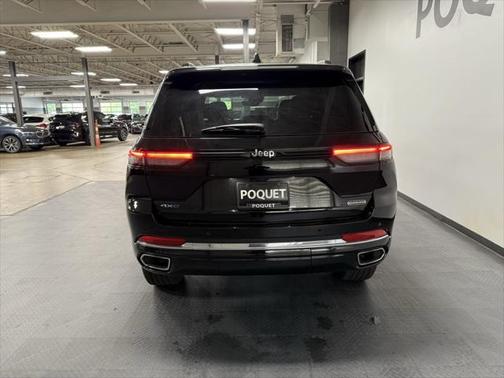 2022 Jeep Grand Cherokee 4xe Overland