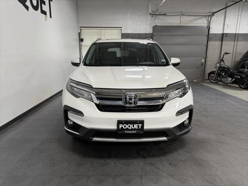 2022 Honda Pilot Touring 8-Passenger