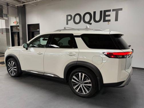 Pearl White Tricoat 2022 Nissan Pathfinder Platinum