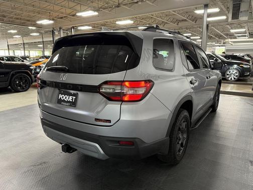 2023 Honda Pilot TrailSport