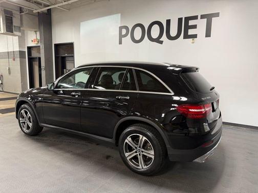 Black 2017 Mercedes-Benz GLC 300 4MATIC