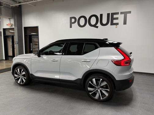 2021 Volvo XC40 Recharge Pure Electric P8