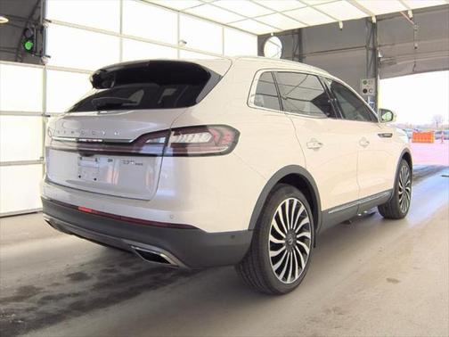 2019 Lincoln Nautilus Black Label