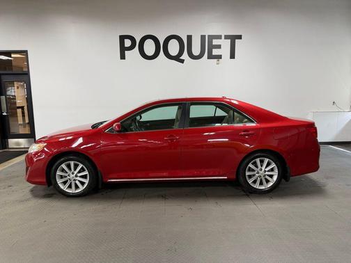 Barcelona Red Metallic 2013 Toyota Camry XLE