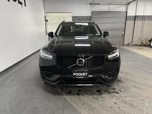 2023 Volvo XC90 Recharge Plug-In Hybrid T8 Plus Dark Theme 7 Passenger