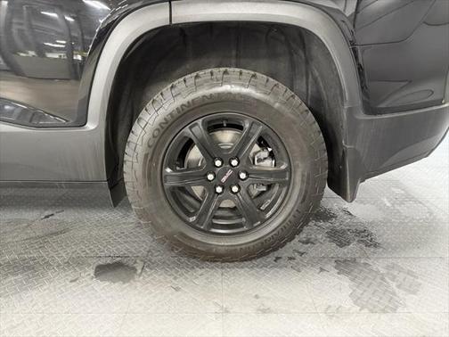 2022 GMC Acadia AWD AT4