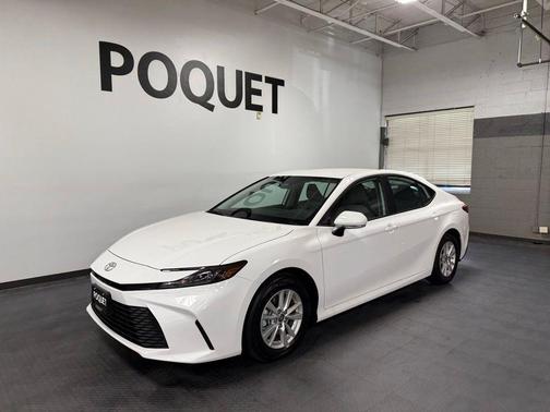 Ice Cap 2026 Toyota Camry LE