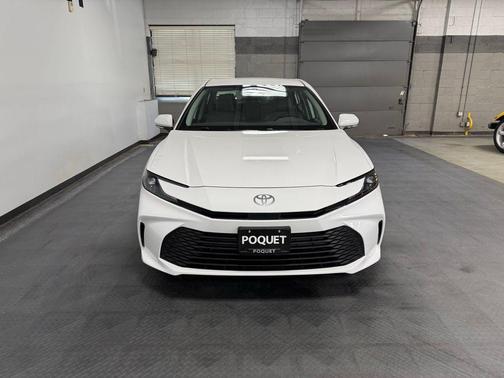 Ice Cap 2026 Toyota Camry LE