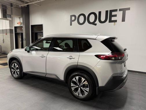 Brilliant Silver Metallic 2021 Nissan Rogue SV