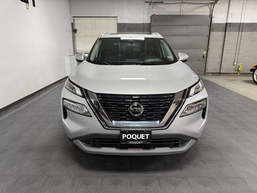 Brilliant Silver Metallic 2021 Nissan Rogue SV