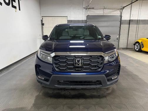 Obsidian Blue Pearl 2024 Honda Passport EX-L