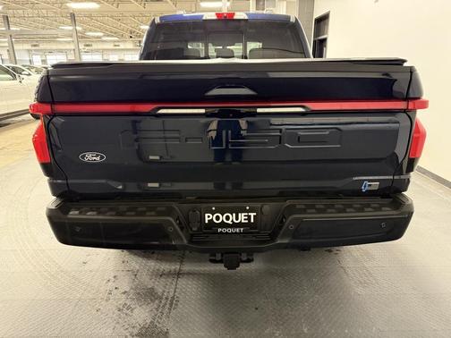 2024 Ford F-150 Lightning LARIAT