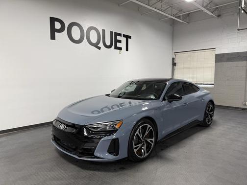 2022 Audi e-tron GT Prestige