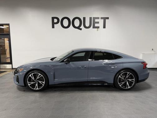 2022 Audi e-tron GT Prestige