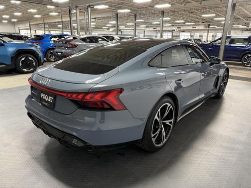 2022 Audi e-tron GT Prestige