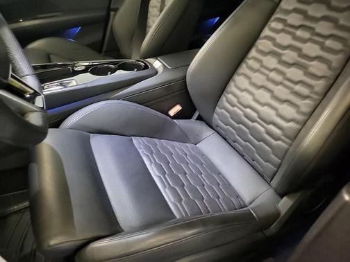 2022 Audi e-tron GT Prestige