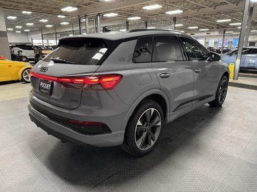 2024 Audi Q4 e-tron Prestige