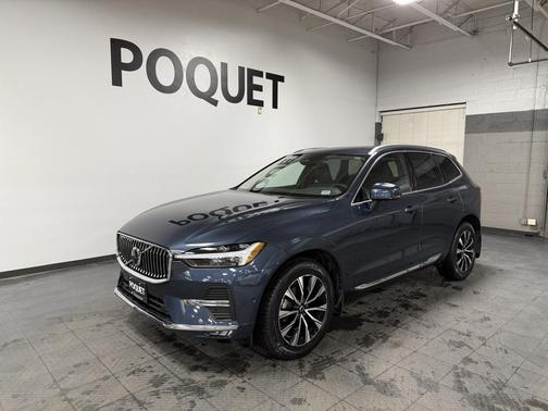 2023 Volvo XC60 B5 Plus Bright Theme