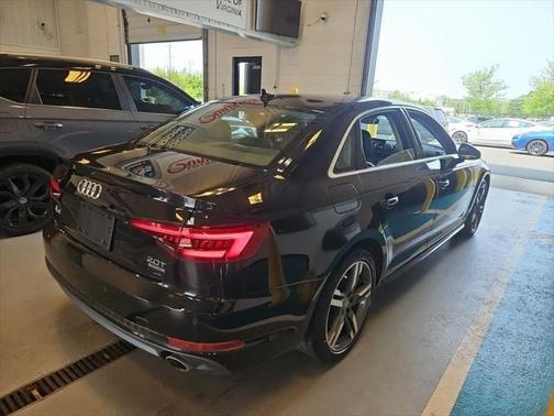 2018 Audi A4 2.0T Premium Plus
