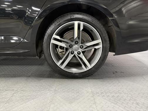 2018 Audi A4 2.0T Premium Plus
