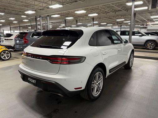 2023 Porsche Macan Macan S